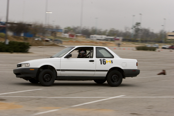 16_hs_sentra_white (13)_proof